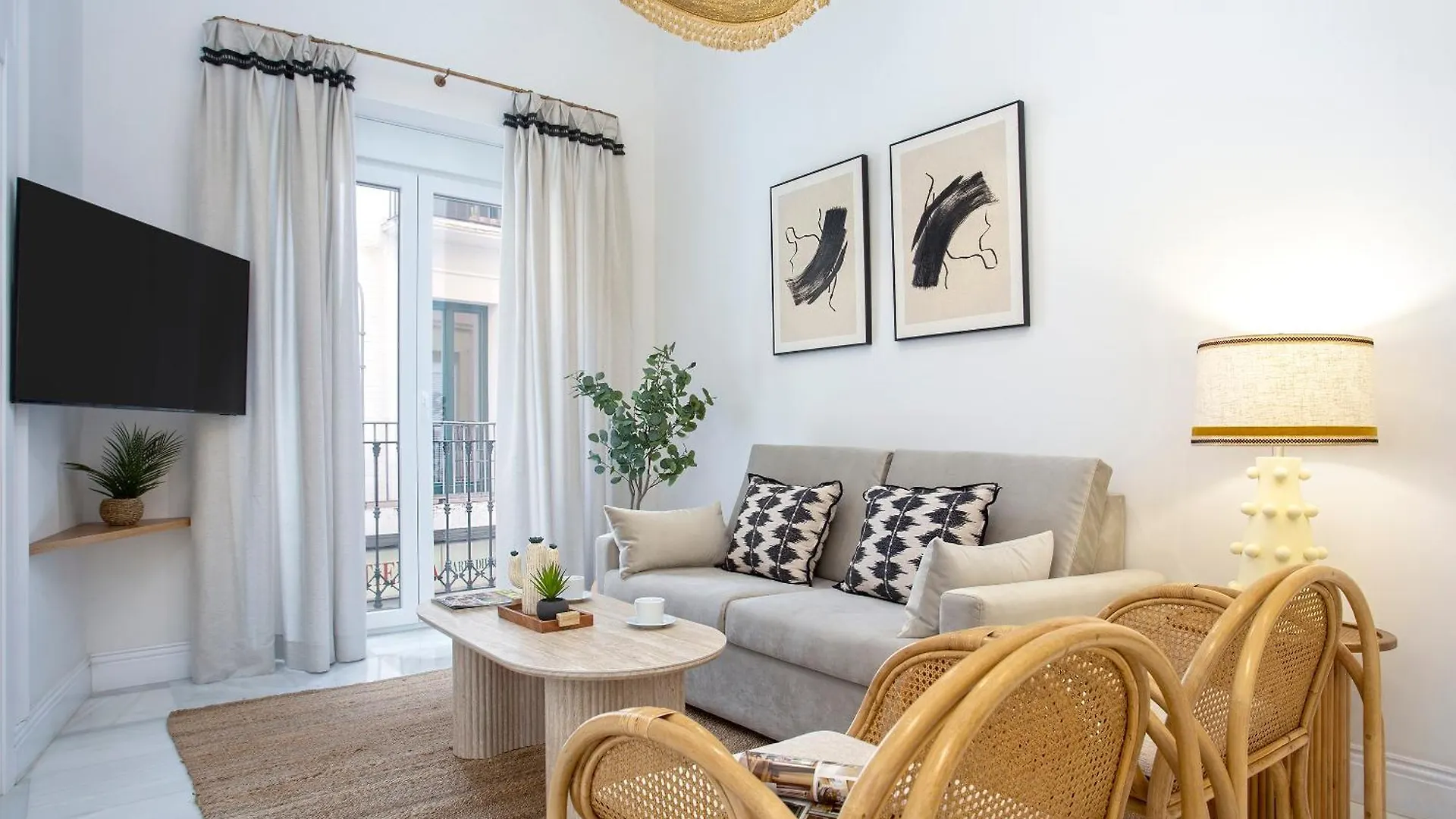Genteel Home Alfalfa Sevilla